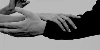 A cover of "Seduction" cluster. The owner is byandreavaldes. The cluster consists of 6 elements.