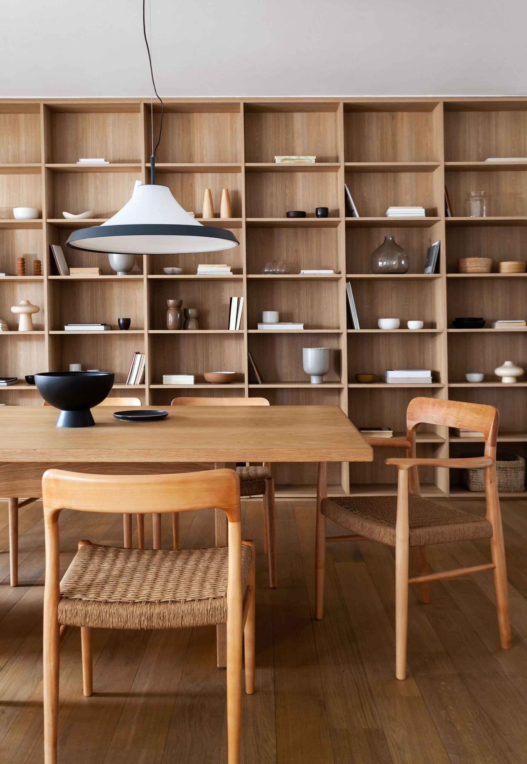 Mendoza Apartment Renovation by noma estudio. Photo by Adrián Mora Maroto.