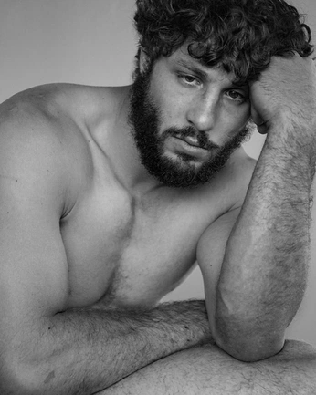 A cover of "Masculinity" cluster. The owner is antoniofse. The cluster consists of 391 elements.