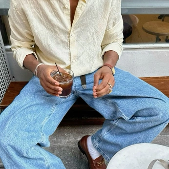 A cover of "extravagance" cluster. The owner is angiewidmerr. The cluster consists of 27 elements.