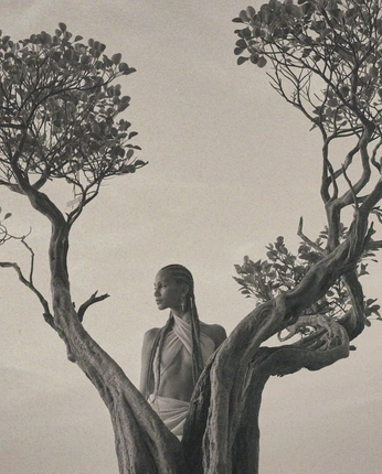 A cover of "eath" cluster. The owner is ancientcalling. The cluster consists of 6 elements.