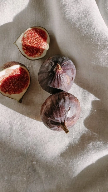 A cover of "figue" cluster. The owner is mynheer.rianne. The cluster consists of 12 elements.