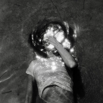 A cover of "sea" cluster. The owner is movaie. The cluster consists of 12 elements.