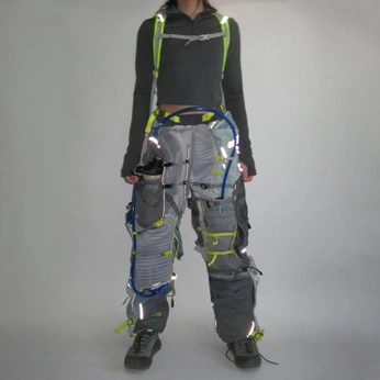 A cover of "Reflective" cluster. The owner is elvagrac. The cluster consists of 1 element.