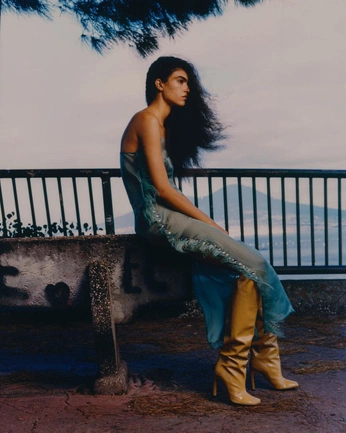 A cover of "fashion photogra castles" cluster. The owner is sopiy. The cluster consists of 23 elements.