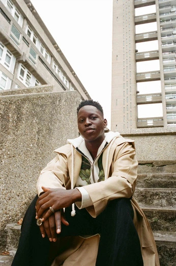 A cover of "Escada" cluster. The owner is youknowvvt. The cluster consists of 1 element.