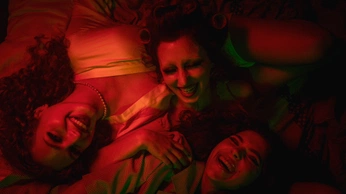 A cover of "red girls" cluster. The owner is sayahmichel. The cluster consists of 9 elements.