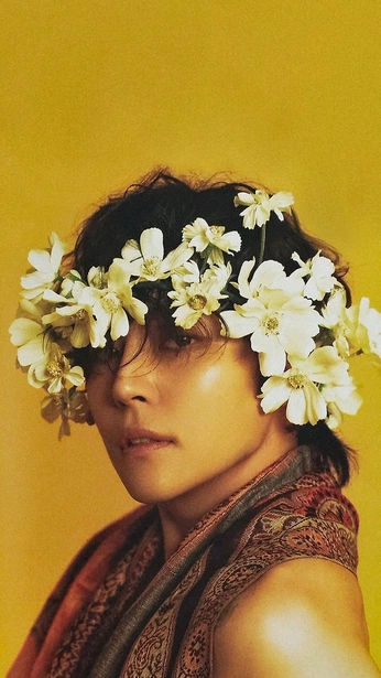 A cover of "woosung" cluster. The owner is feralgremlin. The cluster consists of 61 elements.