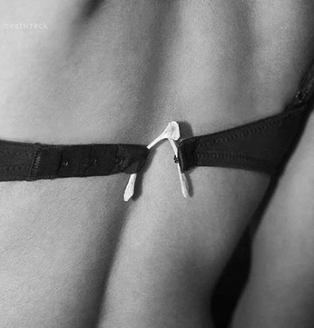 A cover of "Fashion" cluster. The owner is detterdesign. The cluster consists of 9 elements.