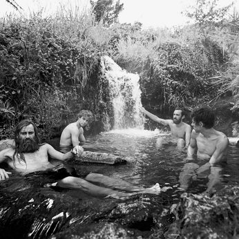 A cover of "The Long White Cloud" cluster. The owner is benjiwagner. The cluster description is "Stills for the film Riding The Long White Cloud directed by Alex Craig". The cluster consists of 11 elements.