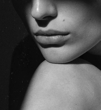 A cover of "Aestetic" cluster. The owner is phannett. The cluster consists of 11 elements.