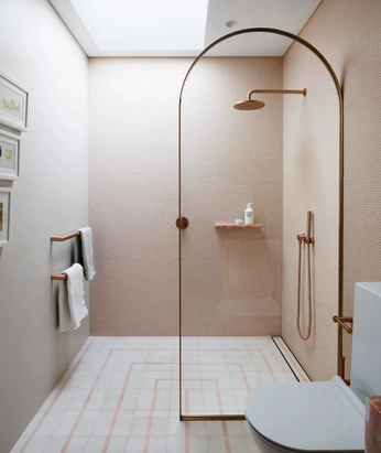 A cover of "// BATH" cluster. The owner is jarrad. The cluster consists of 16 elements.