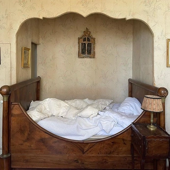 A cover of "Interier inspiration" cluster. The owner is lasoan. The cluster description is "Different type of design inter". The cluster consists of 23 elements.