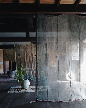 A cover of "fundamental aesthetic" cluster. The owner is squonks. The cluster consists of 3 elements.