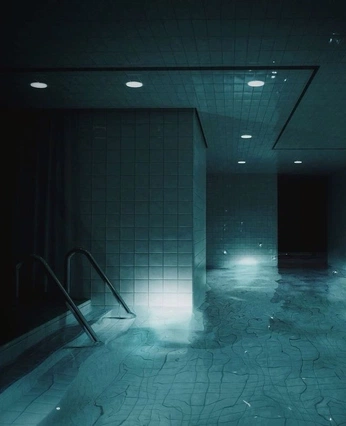 A cover of "stuck - wkng." cluster. The owner is owenmar. The cluster consists of 14 elements.