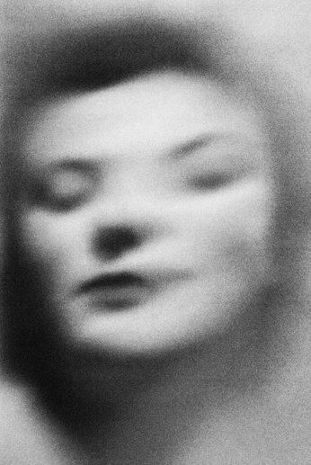 A cover of "Photography" cluster. The owner is roundhousestudio. The cluster consists of 4 elements.