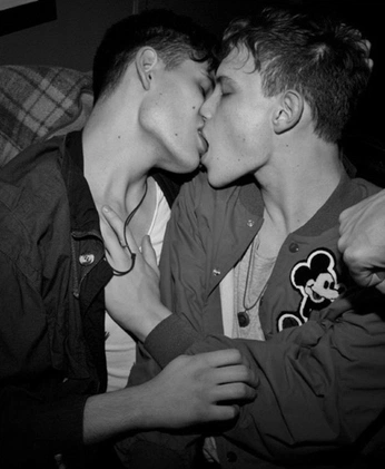 A cover of "mlm" cluster. The owner is dairhu. The cluster consists of 35 elements.