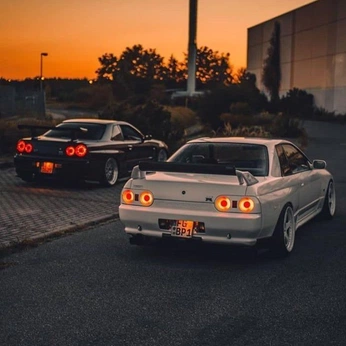 A cover of "[ Cars ]" cluster. The owner is spikeheron. The cluster consists of 113 elements.