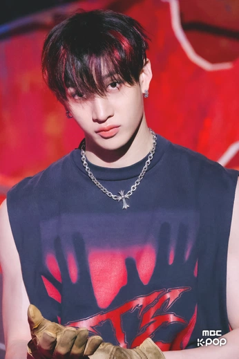 A cover of "Chan" cluster. The owner is forgetful.cherry. The cluster consists of 3 elements.