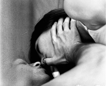 A cover of "Make it Queer" cluster. The owner is asiadorsey. The cluster consists of 16 elements.