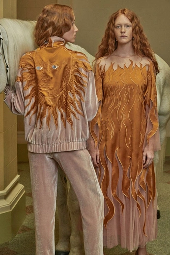 A cover of "Sedimentary Copper Made" cluster. The owner is alteria. The cluster consists of 4 elements.