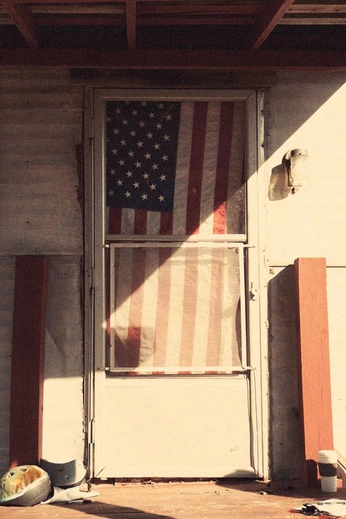 A cover of "Vintage americana 𓃓" cluster. The owner is sleepinondreams. The cluster consists of 15 elements.