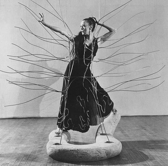 A cover of "Performance Art" cluster. The owner is nicolemarier. The cluster consists of 1 element.