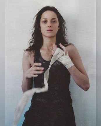 A cover of "cinema" cluster. The owner is 1berto. The cluster consists of 2 elements.