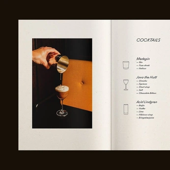 A cover of "magazine" cluster. The owner is irenexsv. The cluster consists of 15 elements.