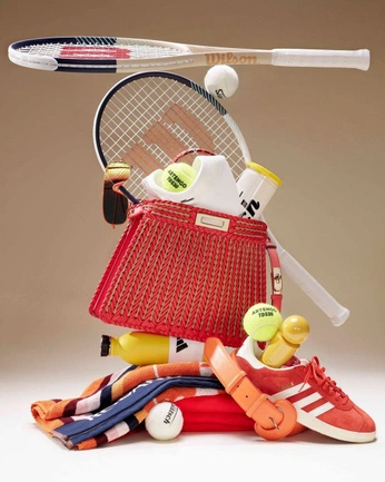 A cover of "adidas" cluster. The owner is annemarieappling. The cluster consists of 1 element.