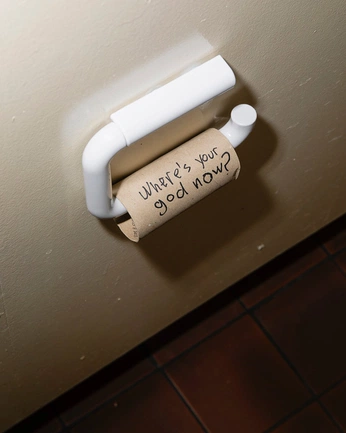 A cover of "Urinetown" cluster. The owner is jvkearns. The cluster consists of 117 elements.