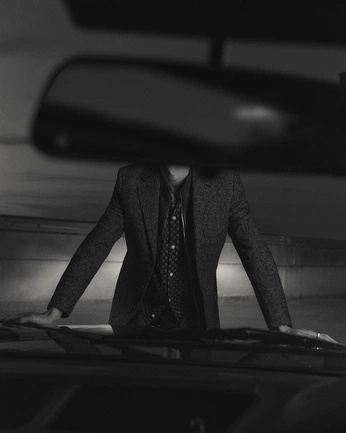 A cover of "s u i t s !" cluster. The owner is thingsbyimaan. The cluster consists of 25 elements.