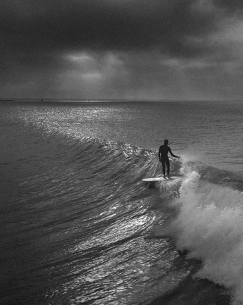 A cover of "under the sun" cluster. The owner is aarondanny. The cluster consists of 4 elements.