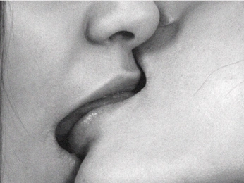 A cover of "Flesh" cluster. The owner is seameliora. The cluster consists of 52 elements.