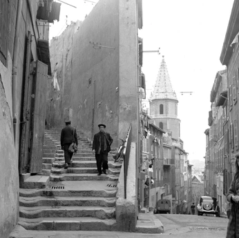 A cover of "The fantastic Mr Rip R" cluster. The owner is 44blue. The cluster consists of 5 elements.