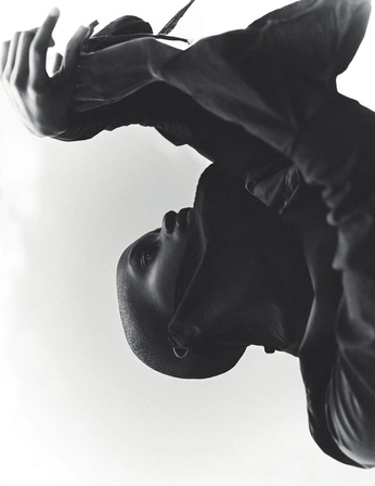 A cover of "models" cluster. The owner is luxceleste. The cluster consists of 3 elements.