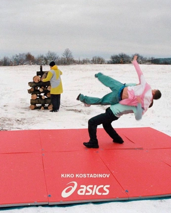 A cover of "UNNA Campaign" cluster. The owner is robinsvensson. The cluster consists of 31 elements.