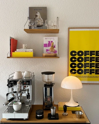 A cover of "matcha maira" cluster. The owner is muneeb. The cluster consists of 8 elements.