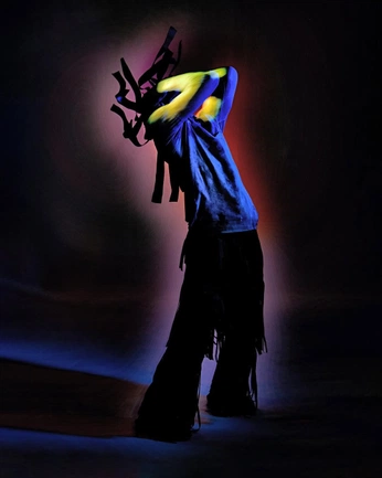 A cover of "++" cluster. The owner is lbdlbdlbd. The cluster consists of 2 elements.