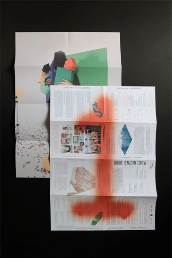 A cover of "leaflet" cluster. The owner is 2.7reun. The cluster consists of 5 elements.