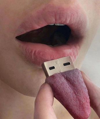 A cover of "Lips" cluster. The owner is natalialasa. The cluster consists of 30 elements.