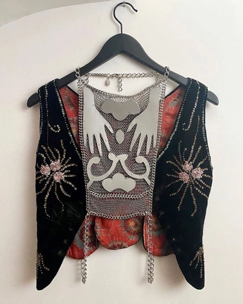 A cover of "Dream wardrobe" cluster. The owner is cloudpinebranch. The cluster consists of 17 elements.