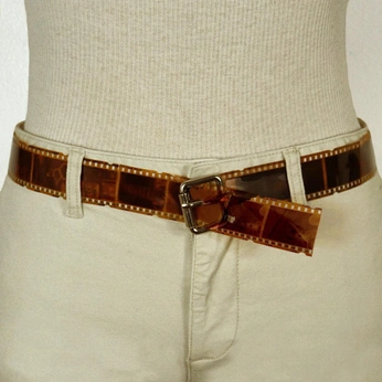 A cover of "her pistol go..." cluster. The owner is ro6it. The cluster consists of 12 elements.