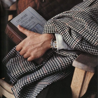 A cover of "sherlock ♡" cluster. The owner is naomey. The cluster consists of 11 elements.