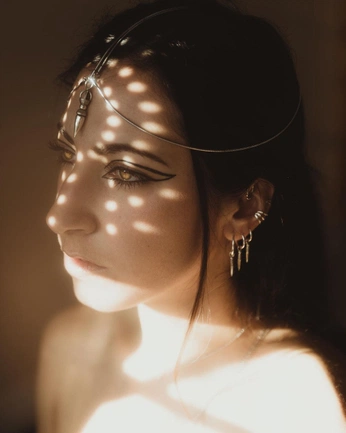 A cover of "MAKE UP" cluster. The owner is verozila. The cluster consists of 1 element.