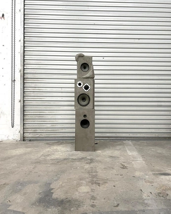 A cover of "interior" cluster. The owner is amunsen. The cluster consists of 1 element.