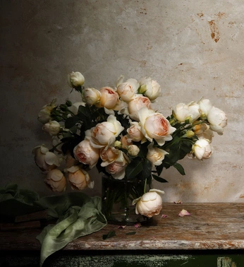 A cover of "Tea & Roses" cluster. The owner is lstilling. The cluster consists of 21 elements.