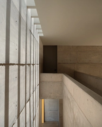 A cover of "Architectural form" cluster. The owner is imba.vision. The cluster consists of 10 elements.