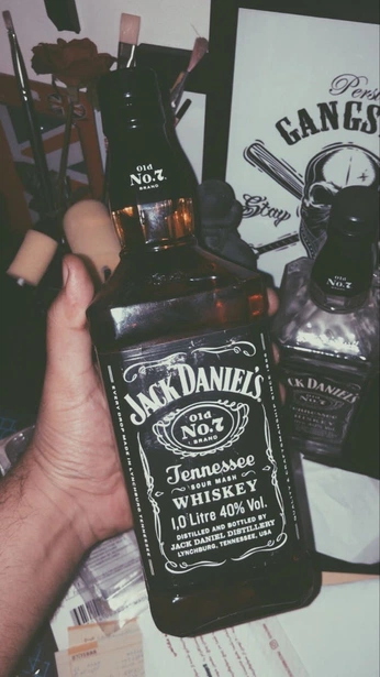 A cover of "MY FUCKIN ARCHIVE" cluster. The owner is benyamintorkaman. The cluster consists of 60 elements.