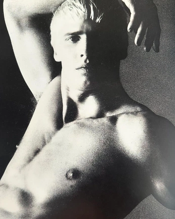 A cover of "Sad album" cluster. The owner is dams0301. The cluster consists of 23 elements.